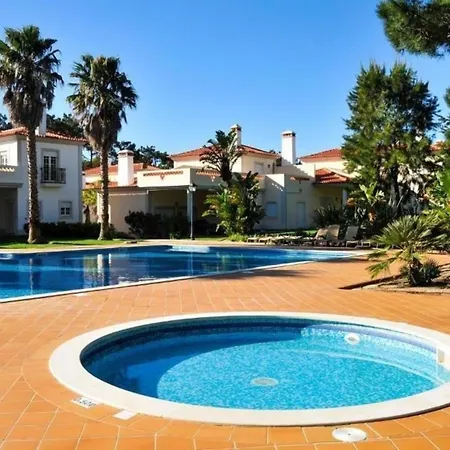 Haus In Praia Pedras Del Rey Mit 3 Pools 3 Amoreira (Leiria)